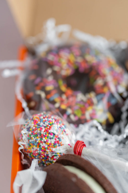 Gift Box donuts cake pops Vegan bakery online Gluten-free dessert delivery